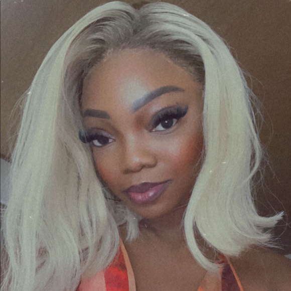 13x4 Blonde Bob Frontal unit - Picture 3 of 3